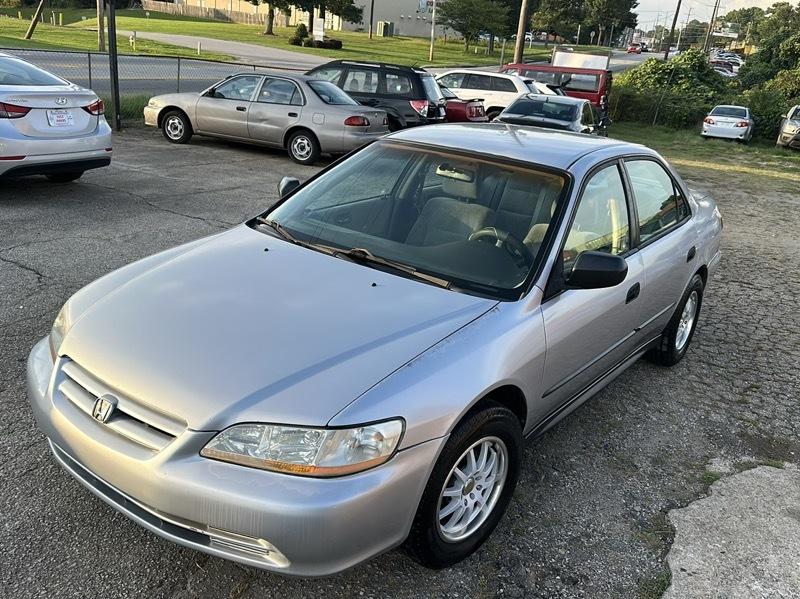 Honda Accord DX sedan 2001