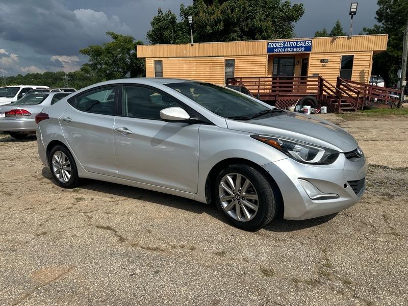 Hyundai Elantra SE 6AT 2015