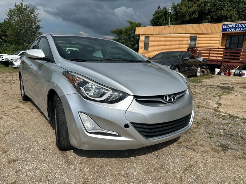 Hyundai Elantra SE 6AT 2015