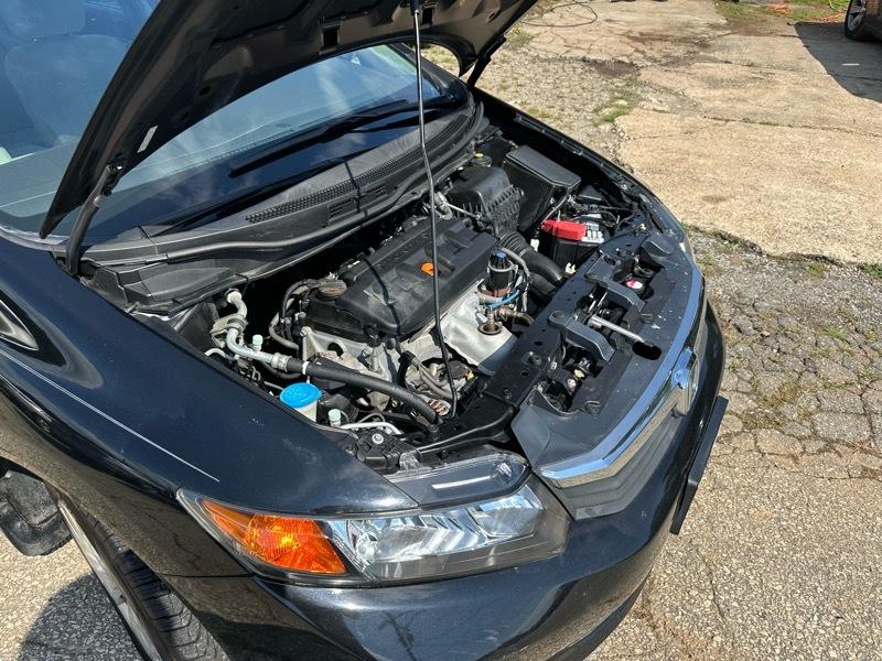 Honda Civic LX Sedan 5-Speed AT 2012