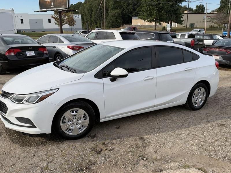 Chevrolet Cruze LS Auto 2018