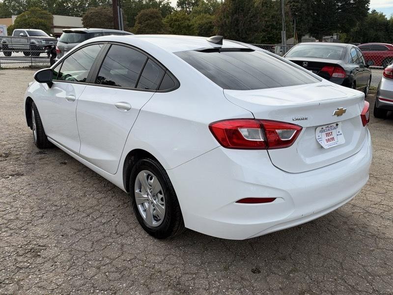 Chevrolet Cruze LS Auto 2018