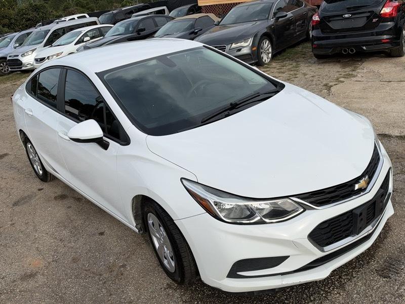 Chevrolet Cruze LS Auto 2018