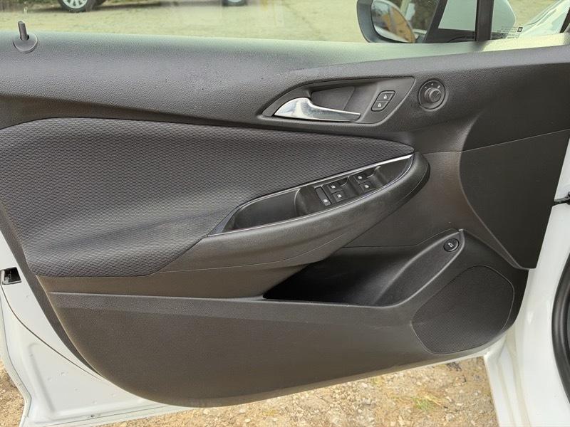Chevrolet Cruze LS Auto 2018