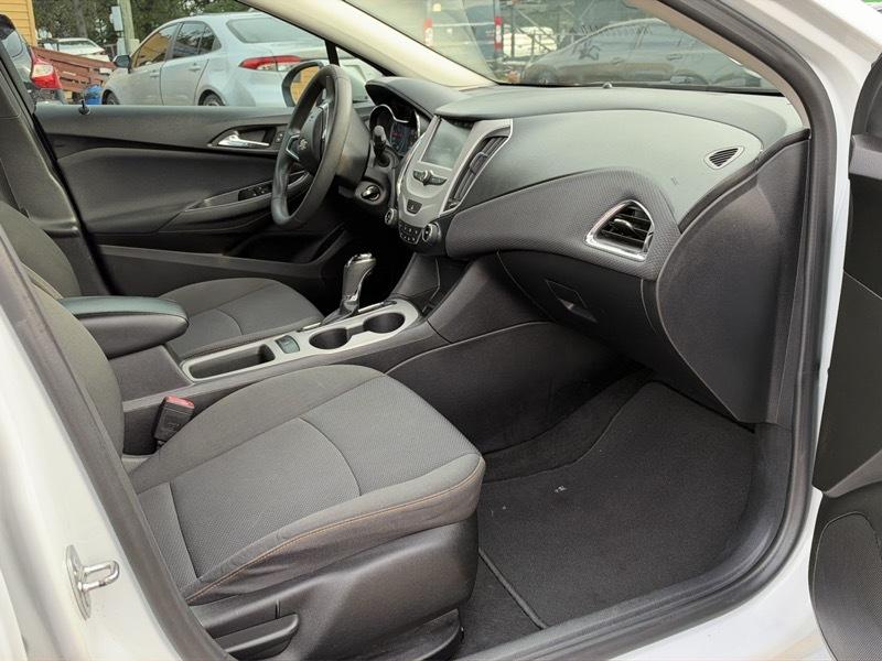 Chevrolet Cruze LS Auto 2018