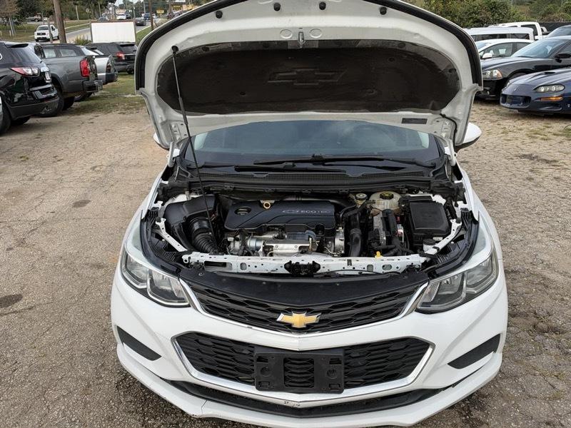 Chevrolet Cruze LS Auto 2018