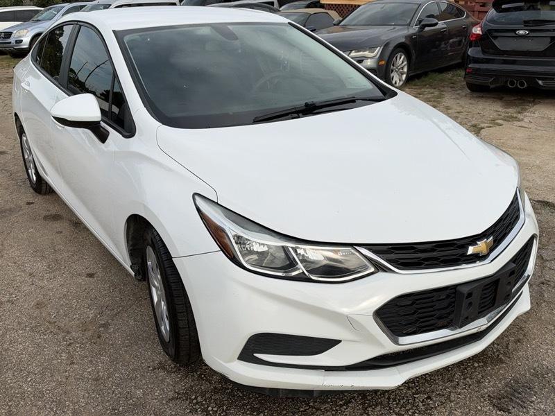 Chevrolet Cruze LS Auto 2018