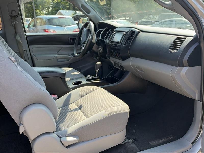 Toyota Tacoma PreRunner Access Cab I4 4AT 2WD 2015