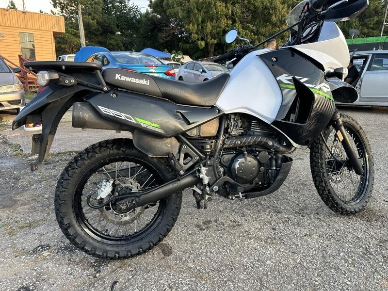 Kawasaki KL650  2015