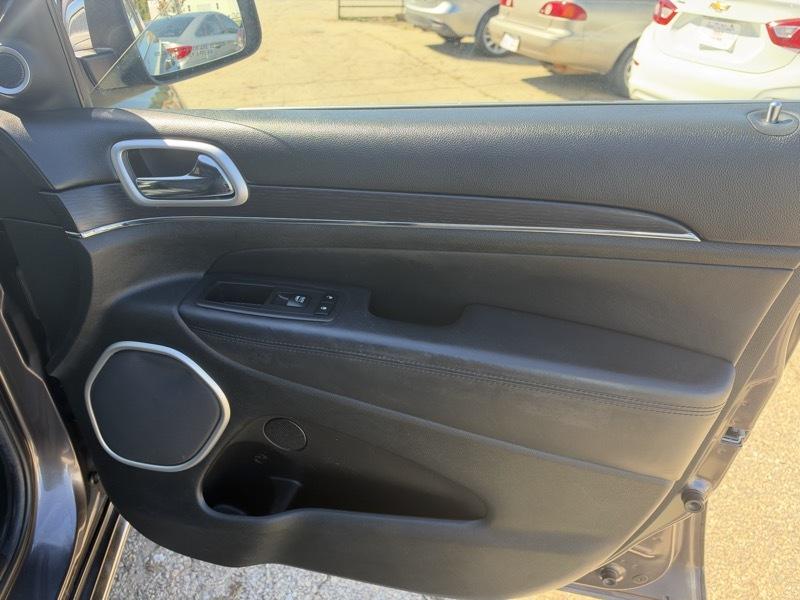 Jeep Grand Cherokee Summit 2WD 2014