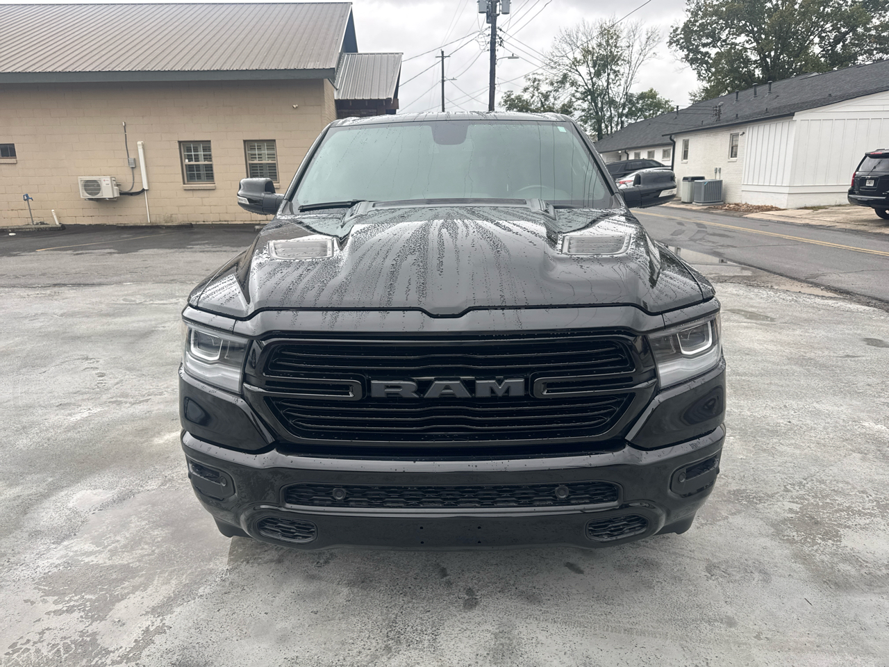 RAM 1500 Laramie Crew Cab SWB 4WD 2020 RAM 1500 Laramie Crew Cab SWB 4WD 2020