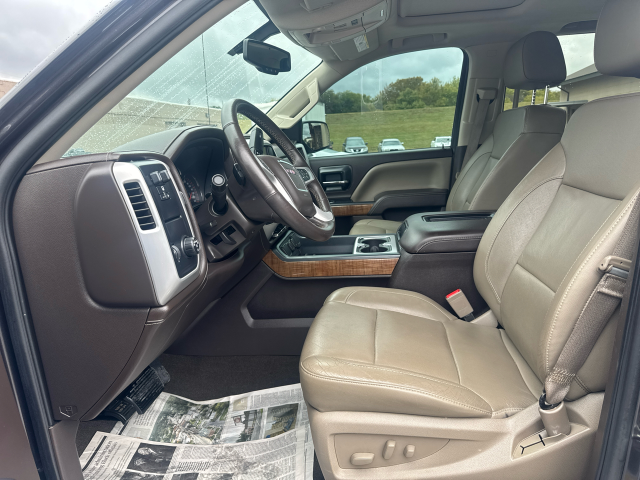 GMC Sierra 1500 SLT Crew Cab Long Box 2WD 2016 GMC Sierra 1500 SLT Crew Cab Long Box 2WD 2016