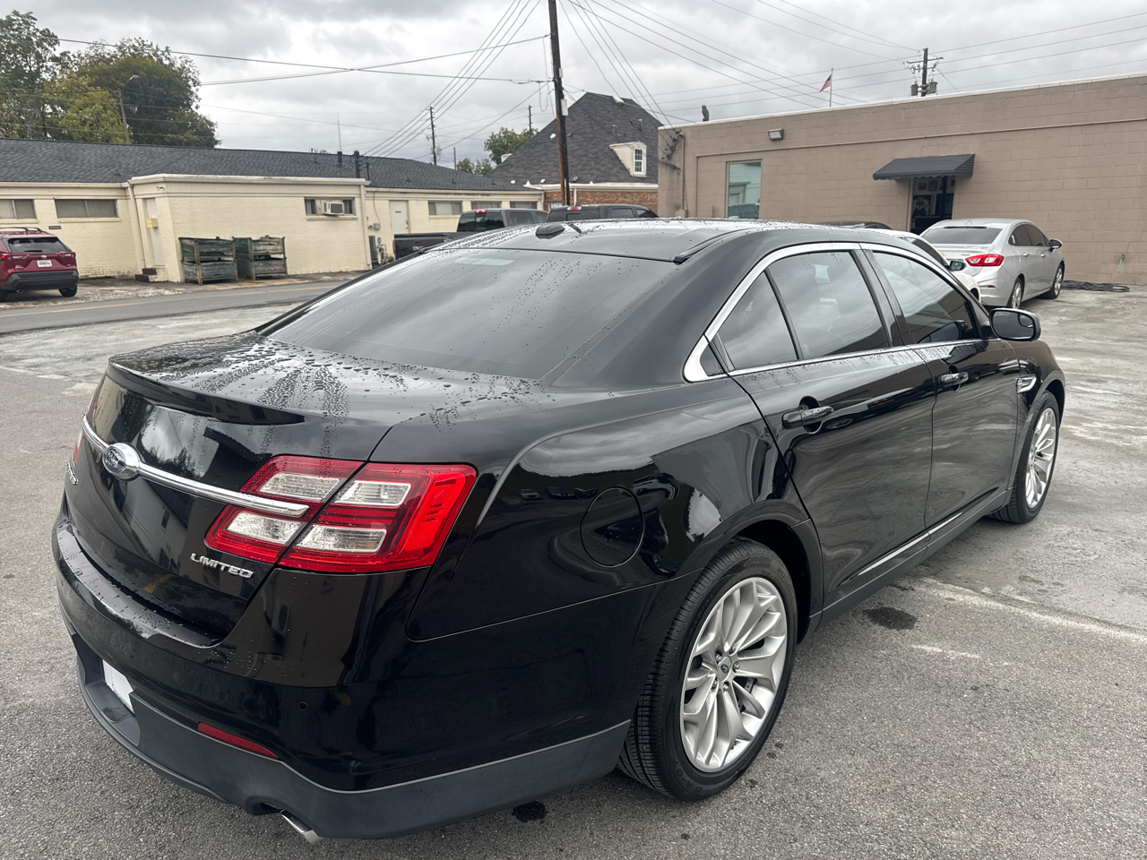 Ford Taurus Limited FWD 2016 Ford Taurus Limited FWD 2016