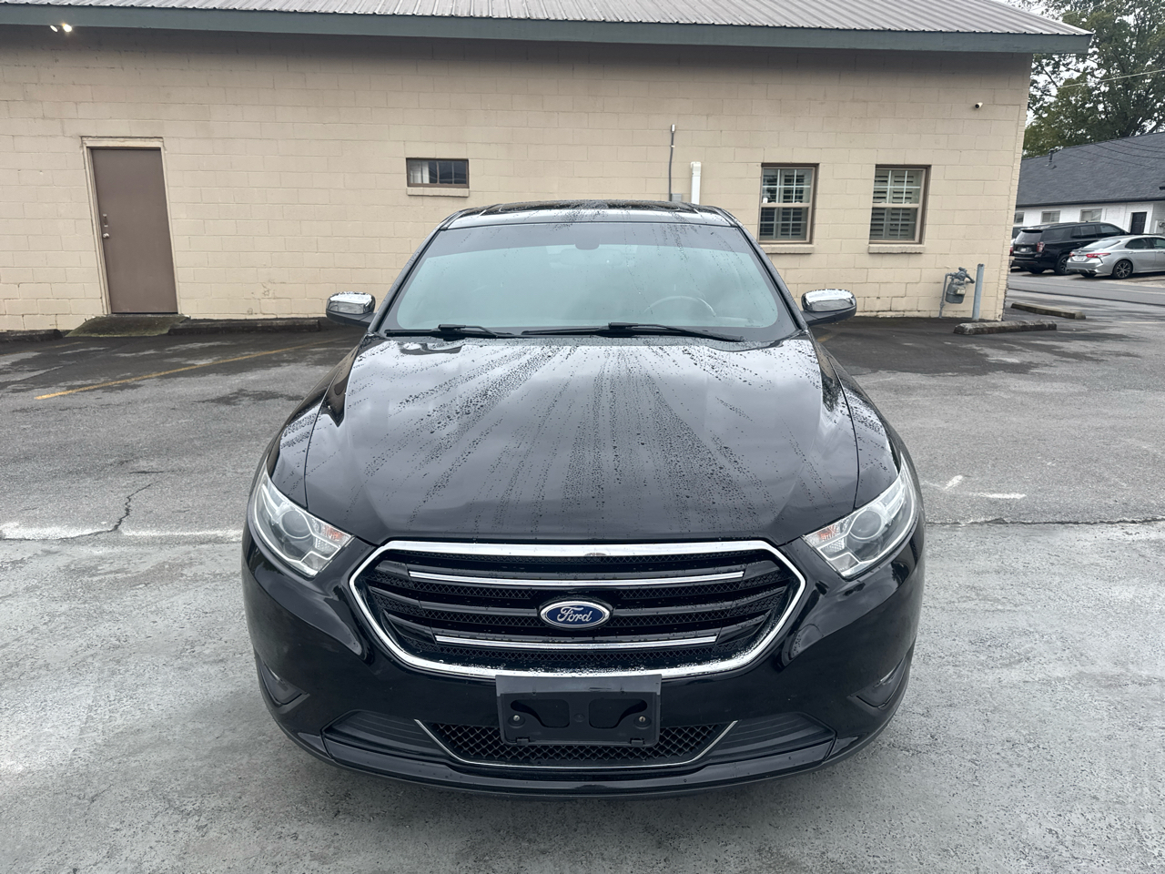 Ford Taurus Limited FWD 2016 Ford Taurus Limited FWD 2016