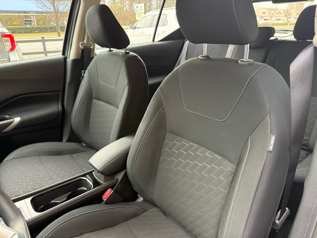 Nissan Kicks SV 2024