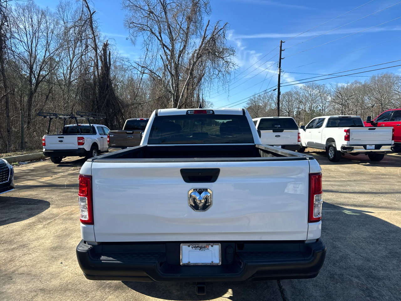 RAM 1500 2WD Quad Cab 140.5" Tradesman 2020