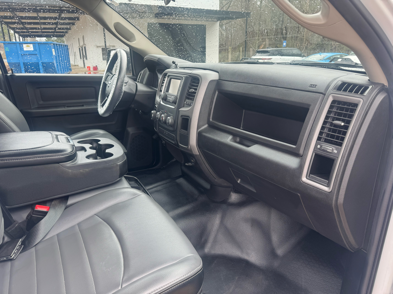 RAM 1500 Classic Tradesman Crew Cab SWB 2WD 2022