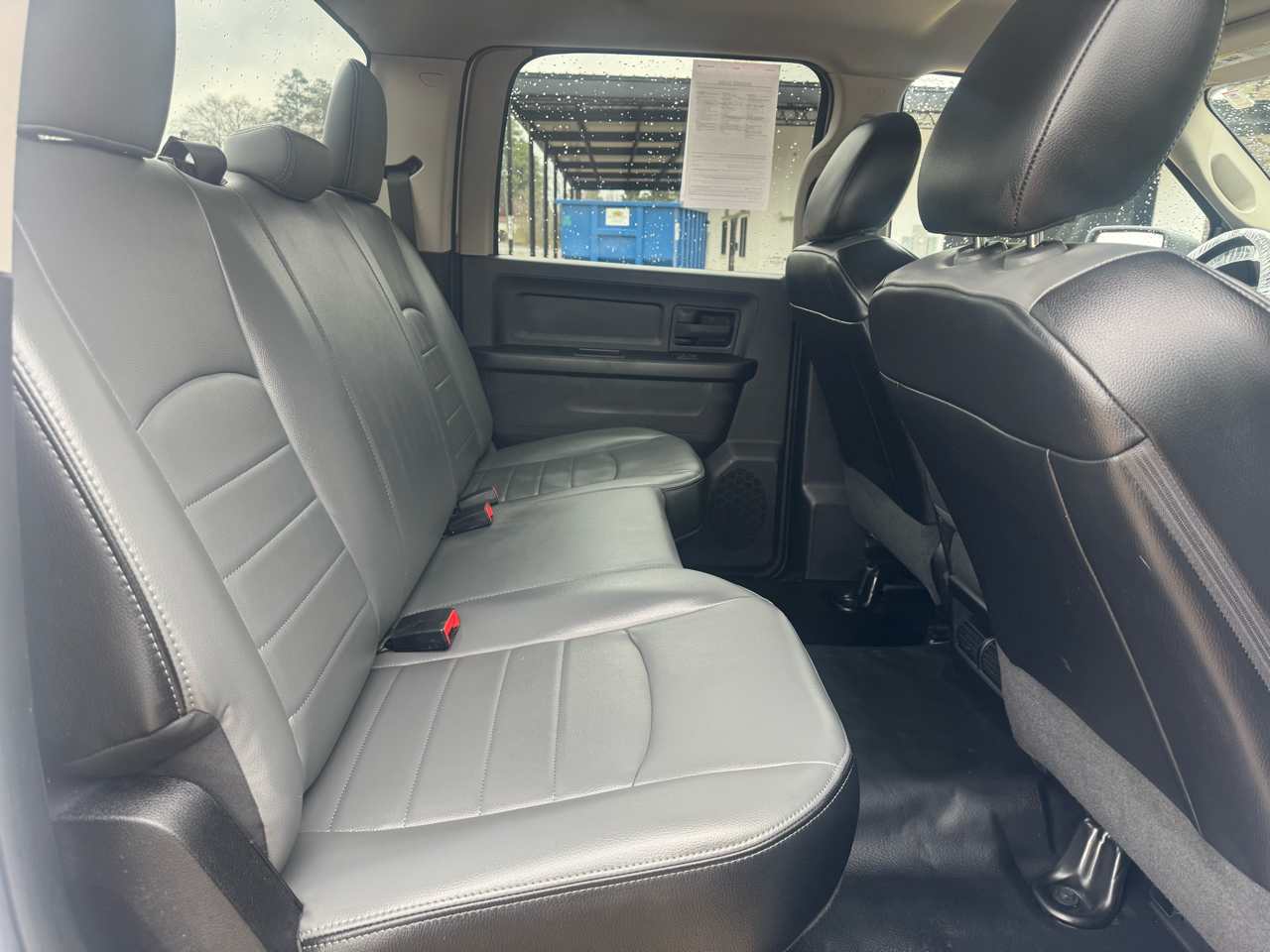 RAM 1500 Classic Tradesman Crew Cab SWB 2WD 2022