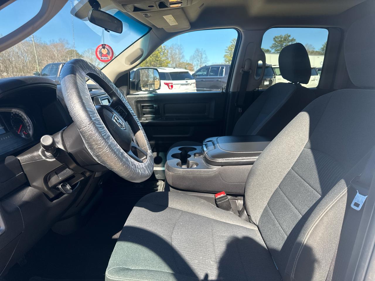 RAM 1500 Classic Tradesman Quad Cab 2WD 2022