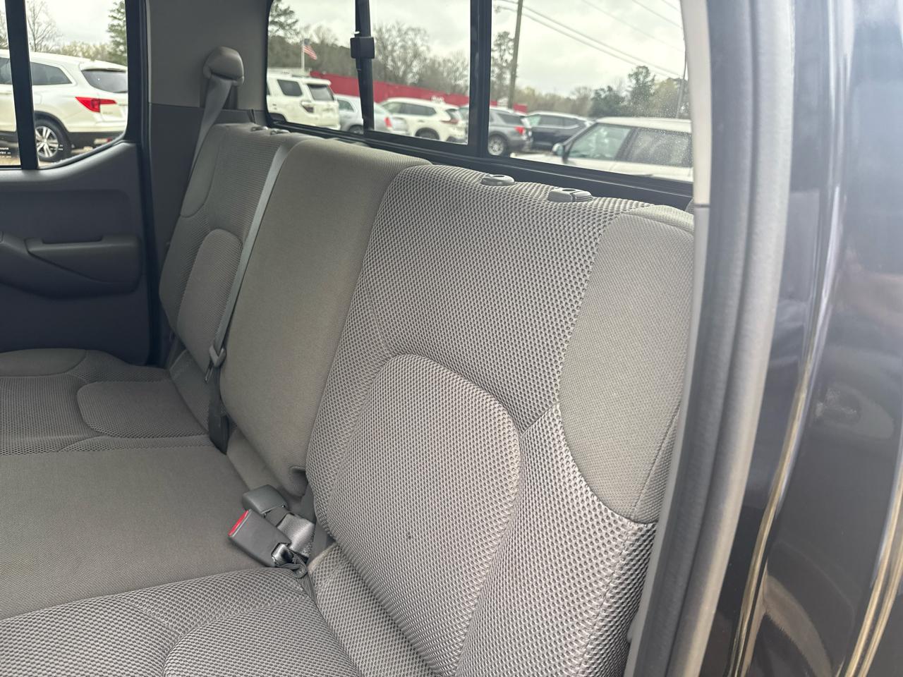 Nissan Frontier 4WD Crew Cab SWB Auto SV 2019