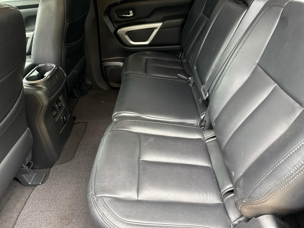 Nissan Titan SV Crew Cab 2WD 2017