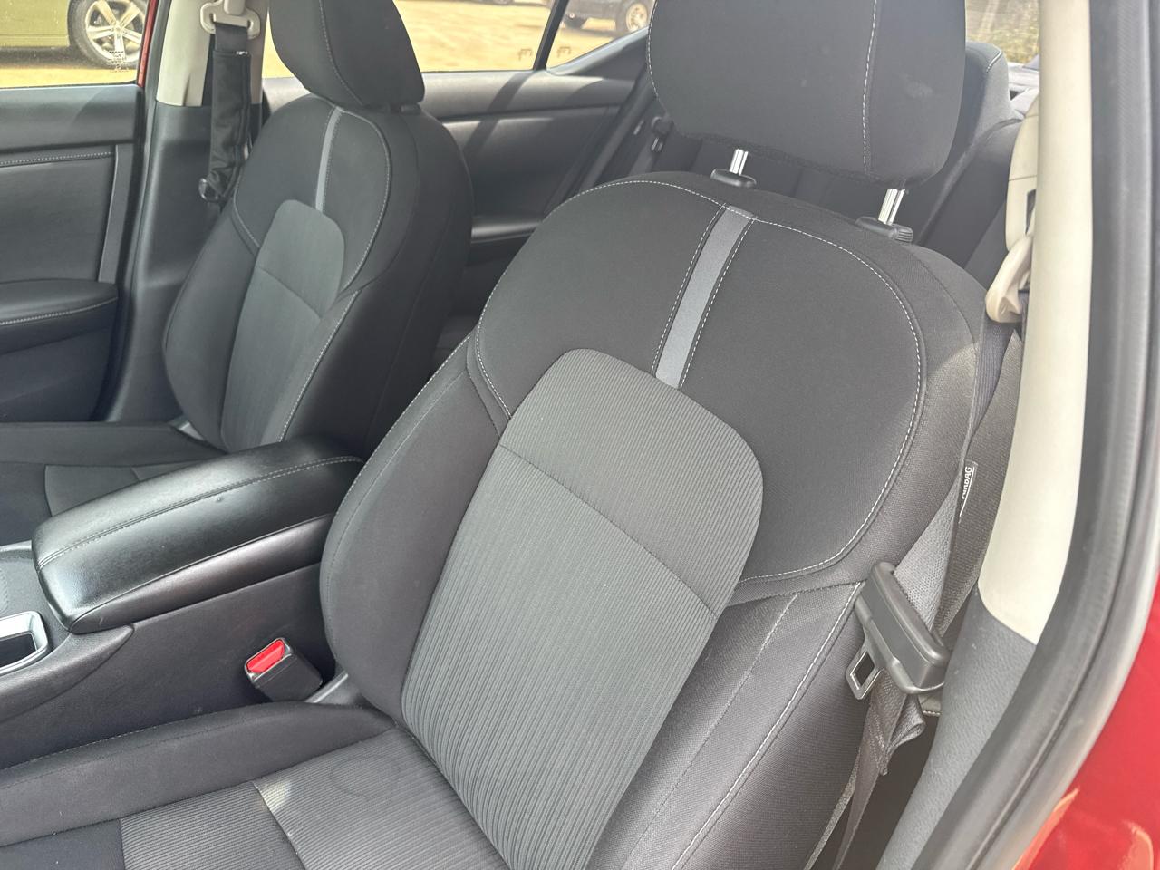 Nissan Sentra SV 2024