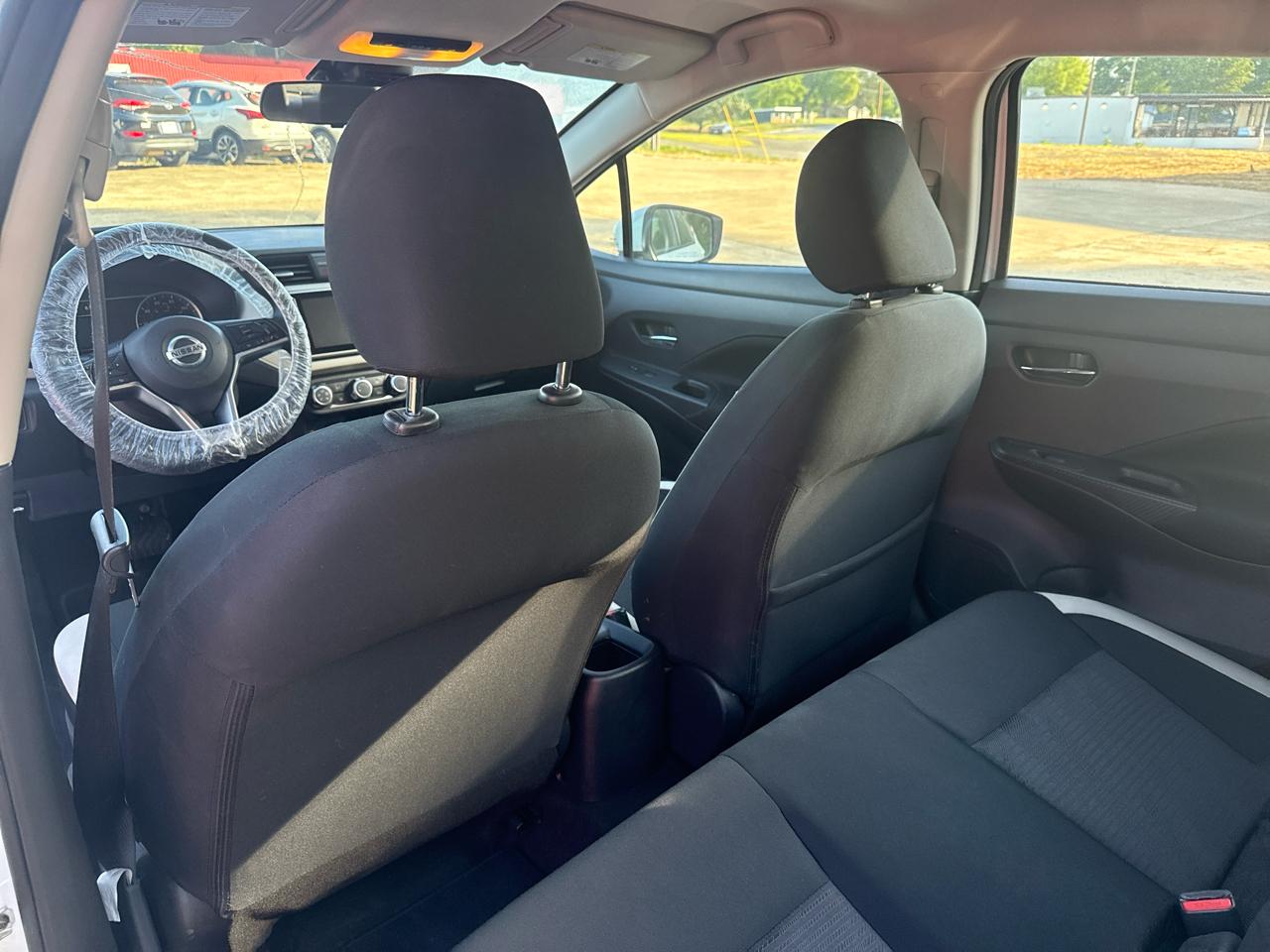 Nissan Versa SV 2022