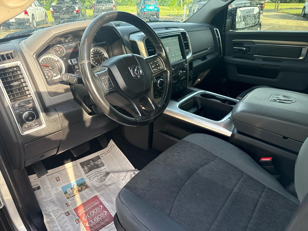 RAM 1500 4WD Crew Cab 140.5" Big Horn 2018