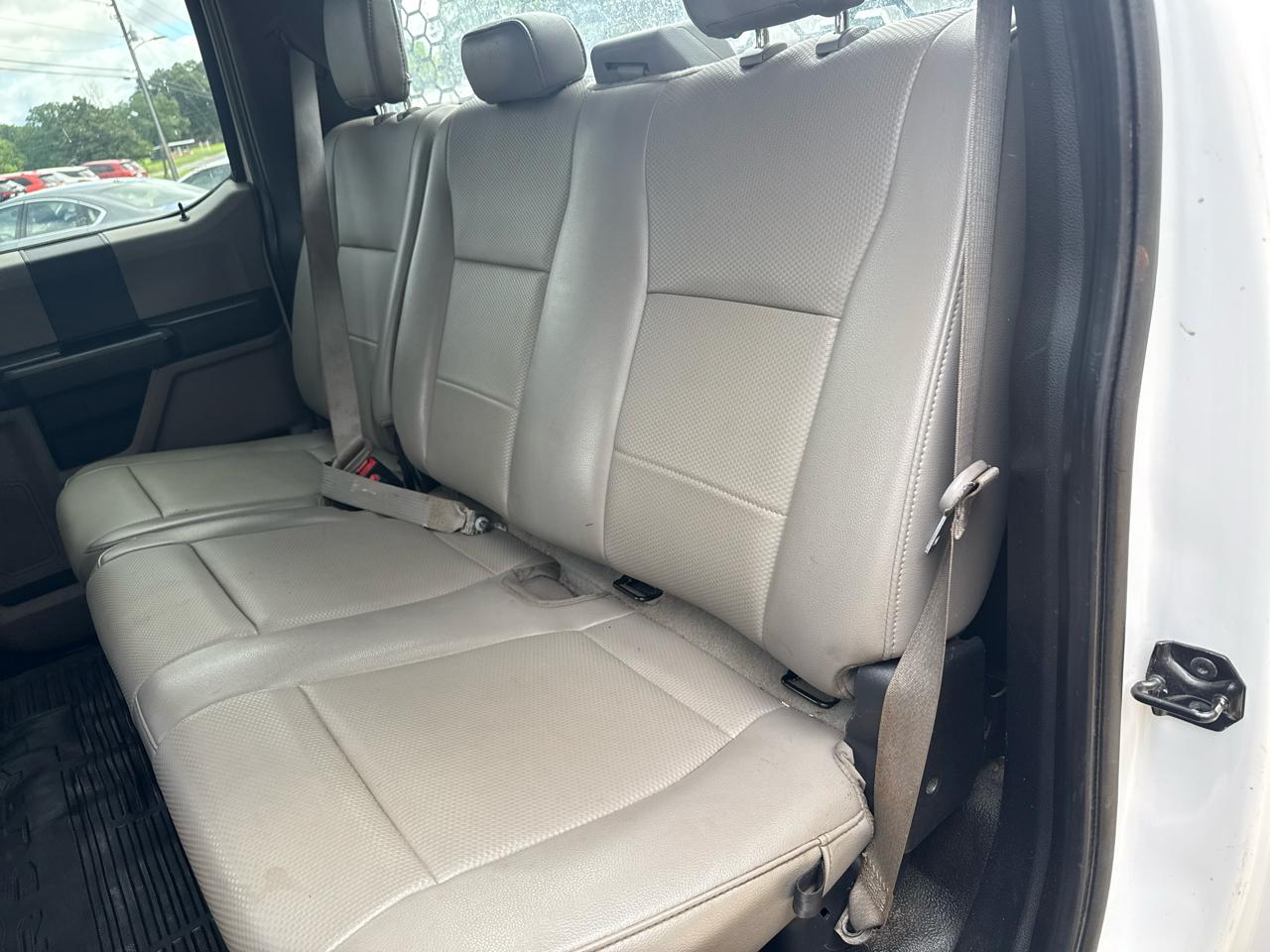 Ford F-450 SD Crew Cab DRW 4WD 2019