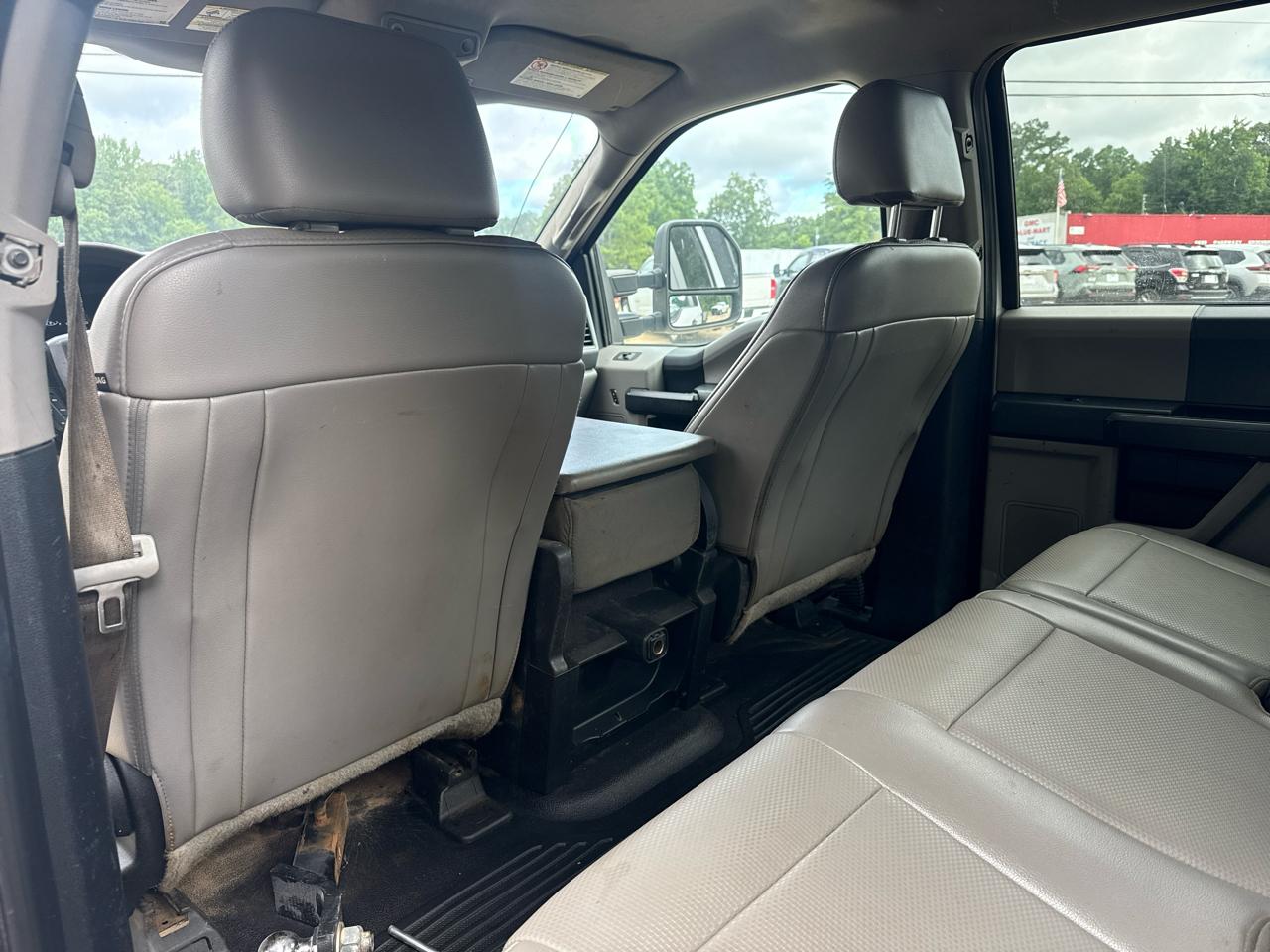 Ford F-450 SD Crew Cab DRW 4WD 2019