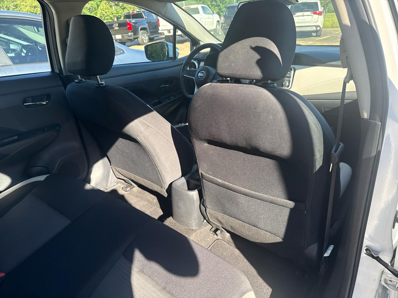 Nissan Versa SV 2022