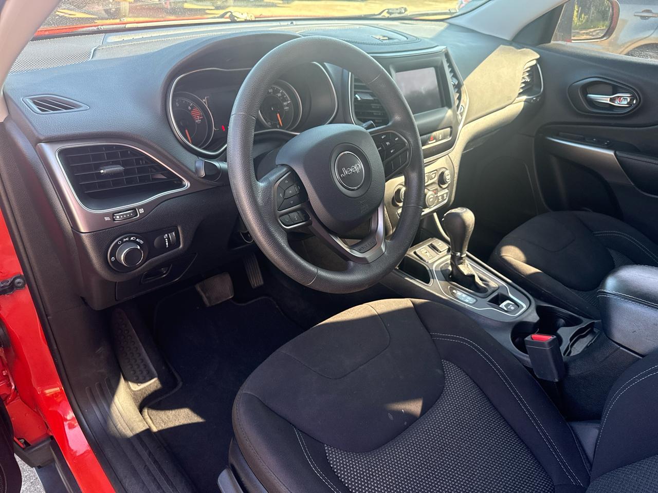Jeep Cherokee Latitude FWD 2021