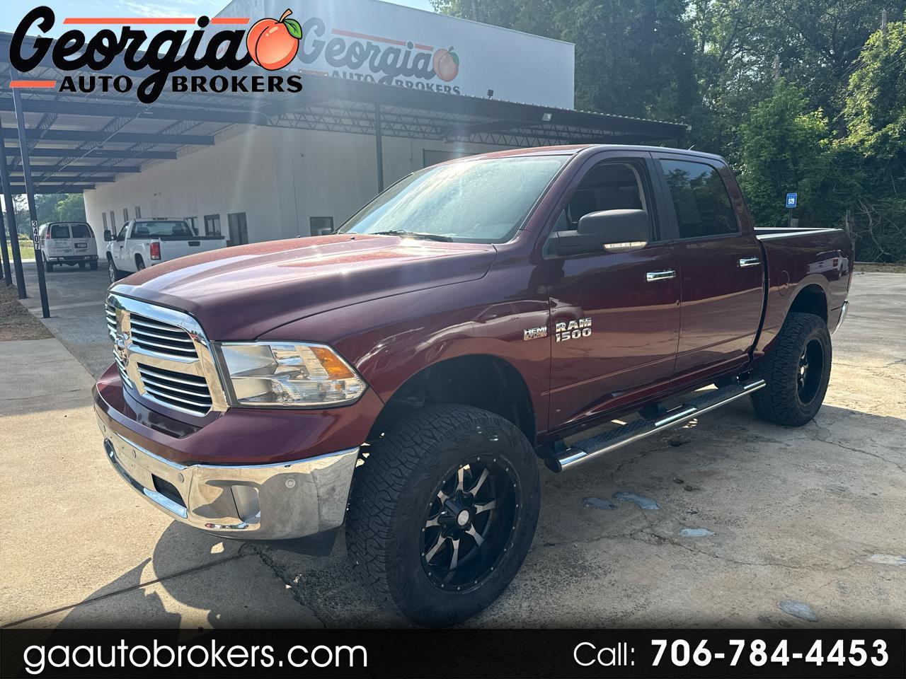 2017 RAM 1500 2WD Crew Cab 140.5" Big Horn