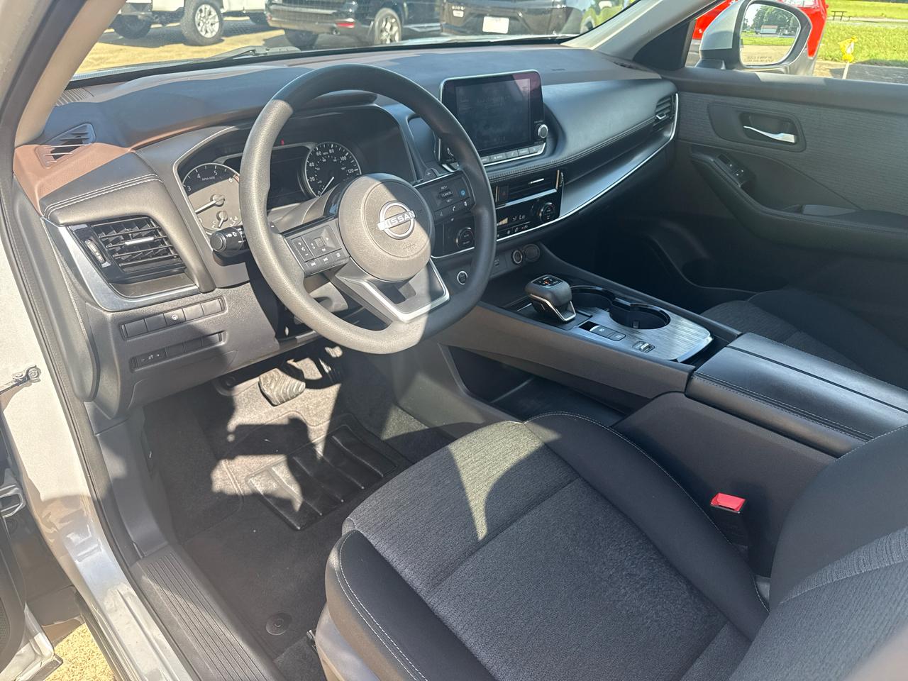 Nissan Rogue SV 2023