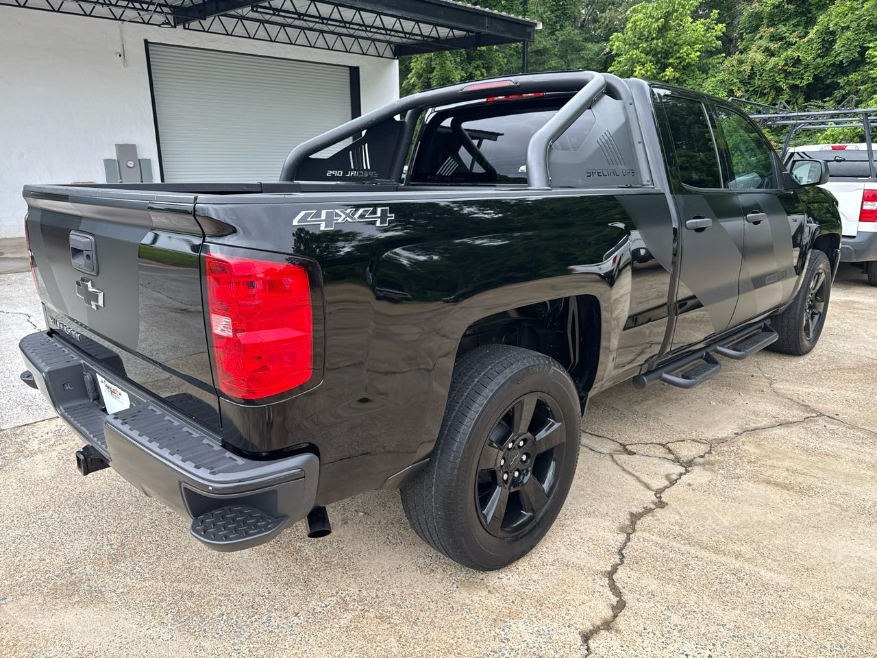 Chevrolet Silverado 1500 1LT Double Cab 4WD 2017