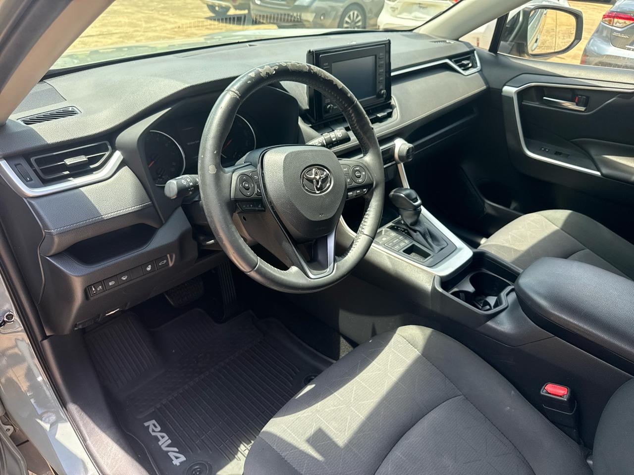 Toyota RAV4 XLE AWD 2019