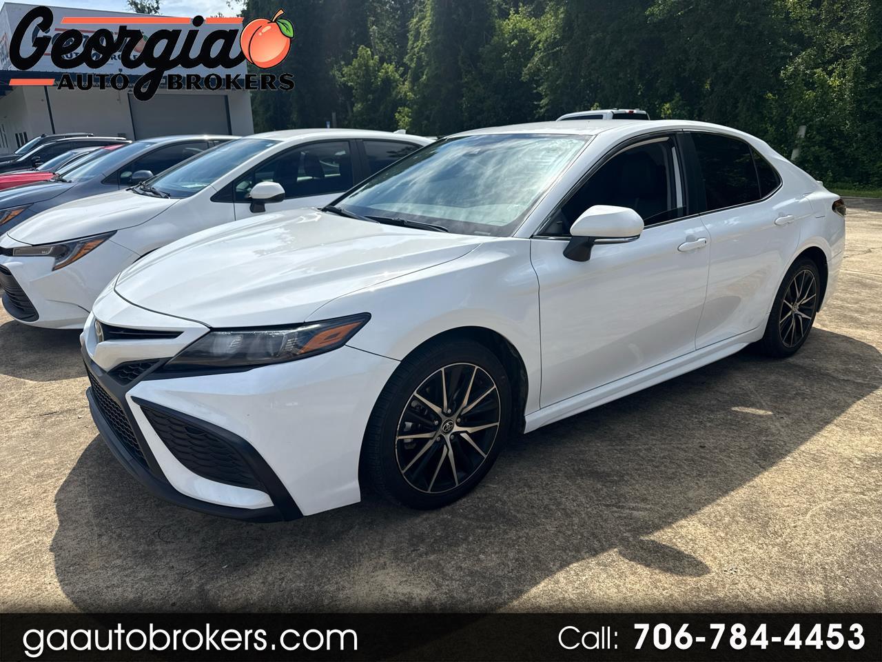 Toyota Camry SE 2023