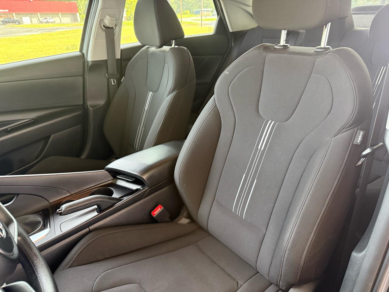 Hyundai Elantra SEL 2022