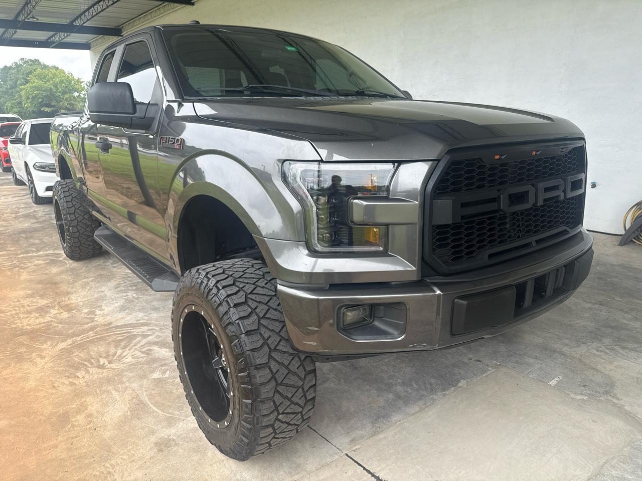 Ford F-150 2WD SuperCab 145" XL 2017