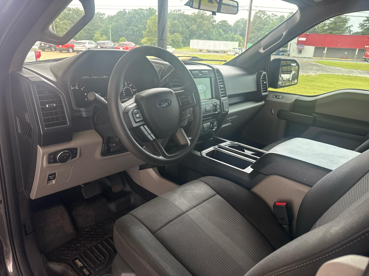 Ford F-150 2WD SuperCab 145" XL 2017
