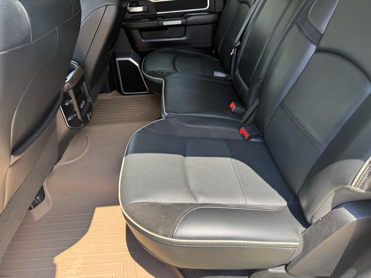 RAM 3500 Laramie Crew Cab SWB 4WD 2019