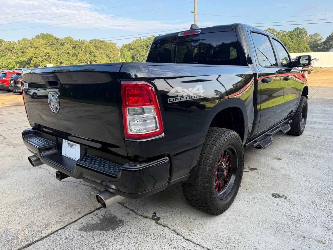 RAM 1500 Tradesman Crew Cab SB 4WD 2019