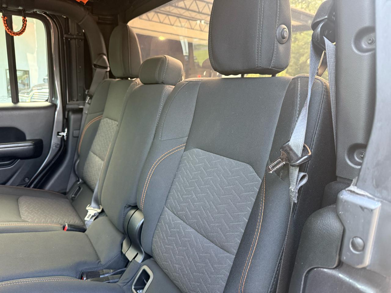 Jeep Gladiator Mojave 2021