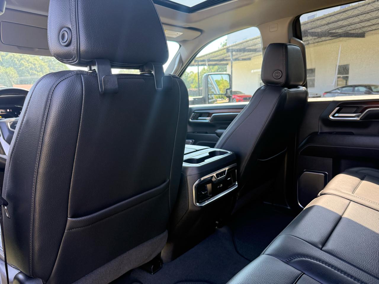GMC Sierra 2500HD Denali Crew Cab 4WD SB 2024