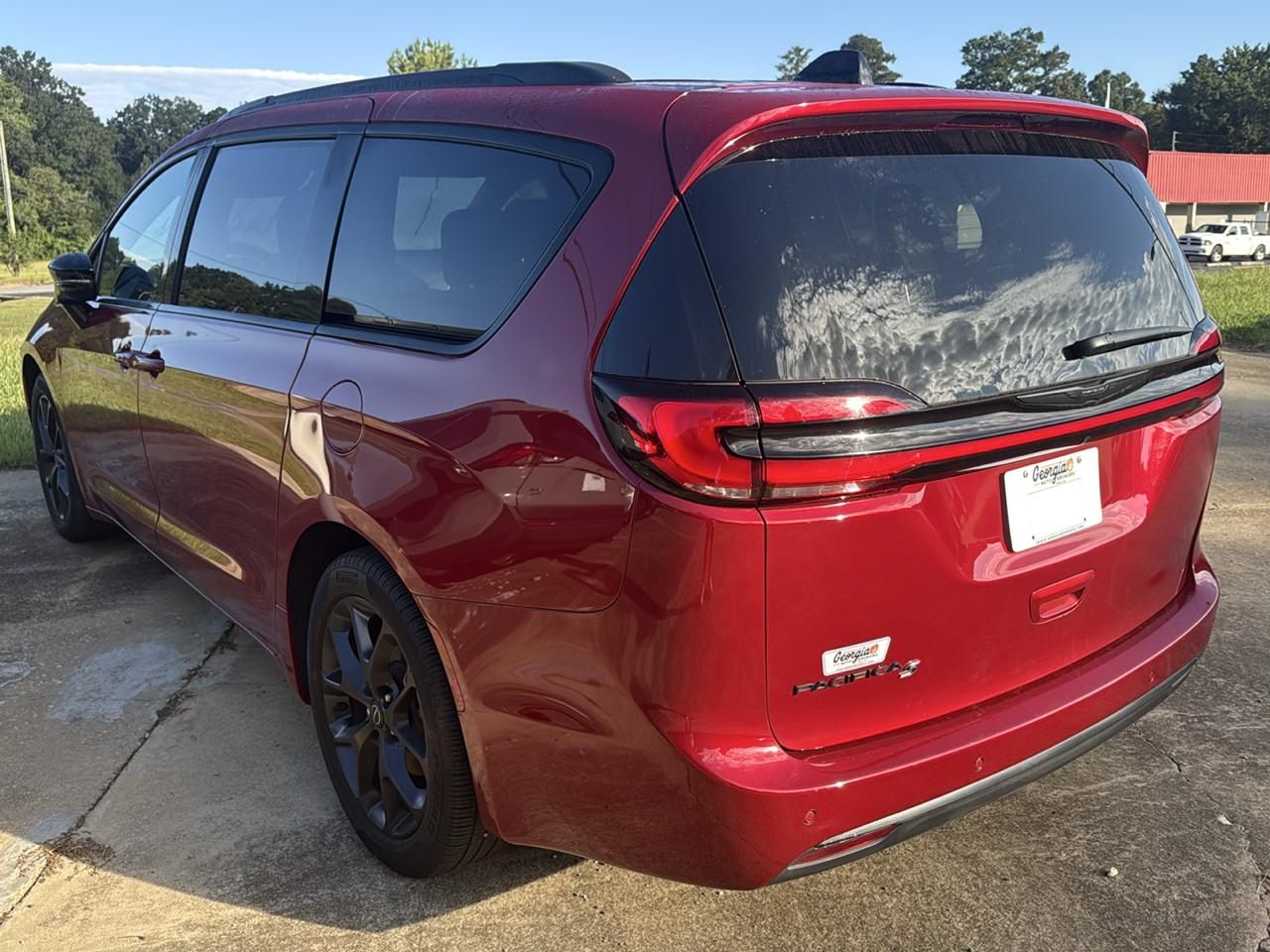 Chrysler Pacifica Limited 2025