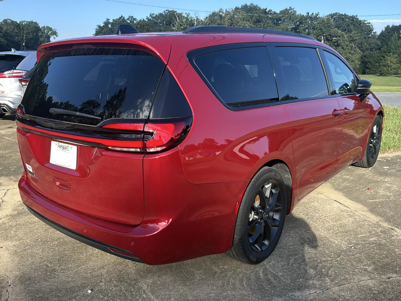 Chrysler Pacifica Limited 2025