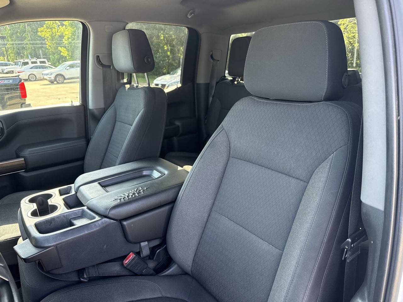 Chevrolet Silverado 1500 LT Double Cab 2WD 2020