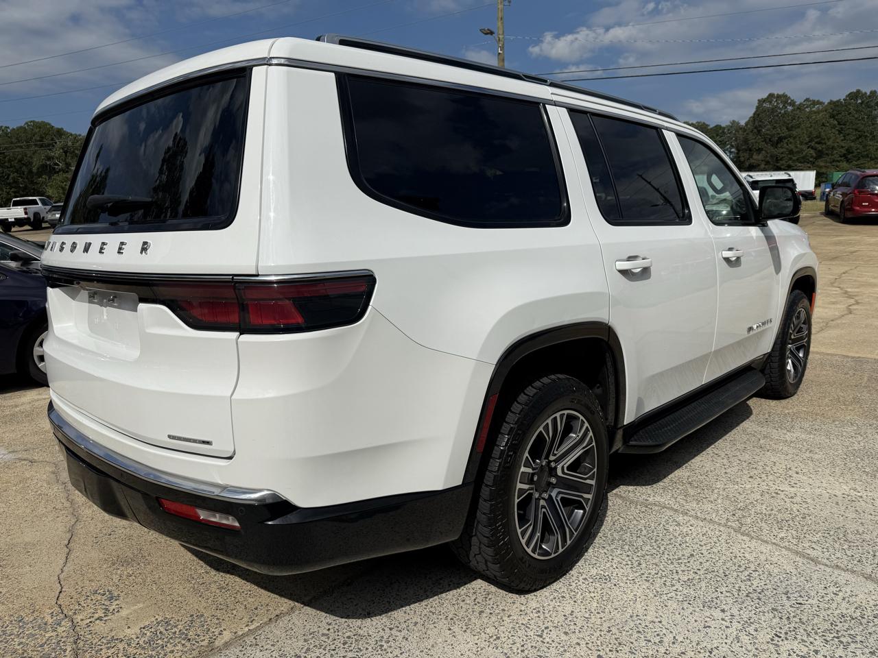 Jeep Wagoneer Series II 2024