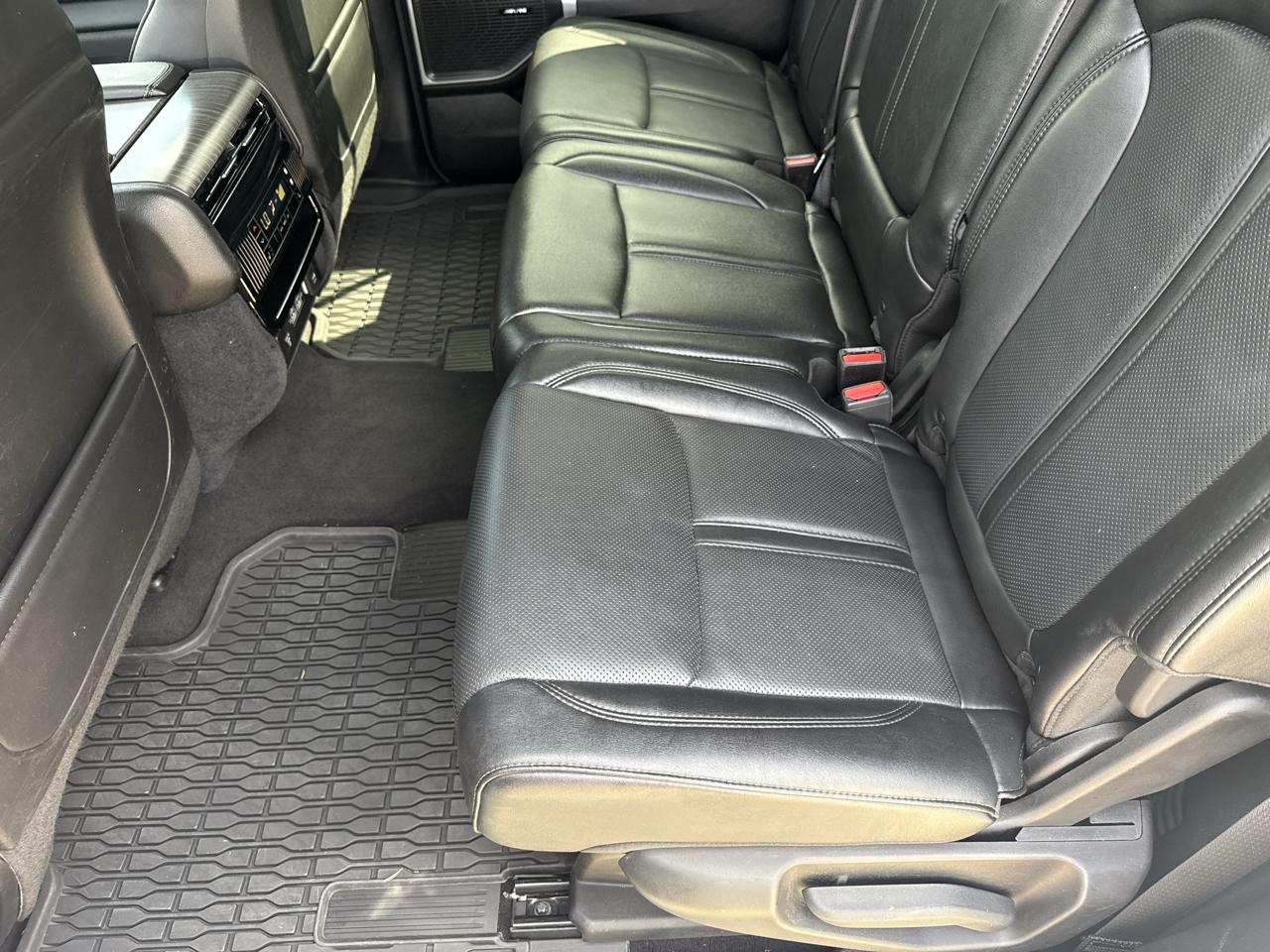 Jeep Wagoneer Series II 2024