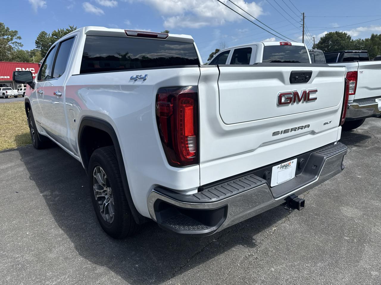 GMC Sierra 1500 SLT Crew Cab 4WD 2025